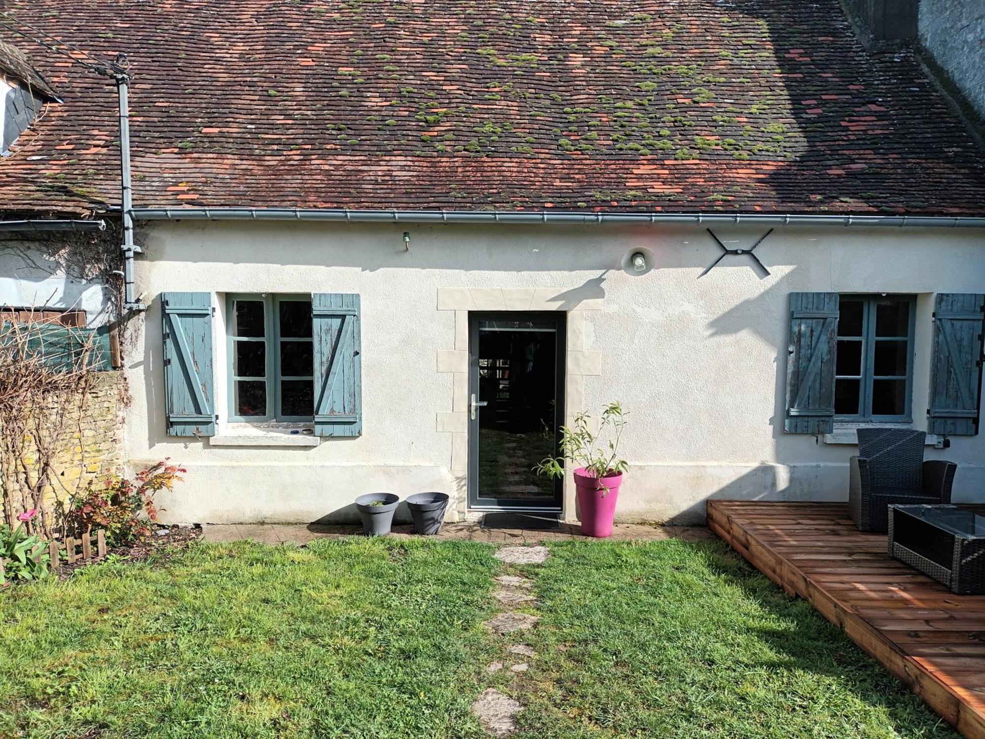 D'Une Rive A L'Autre Francueil Exterior photo